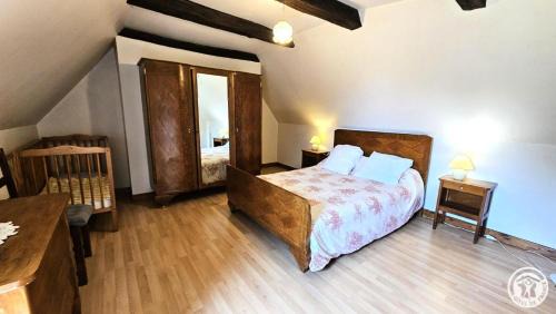 Saint-Martin-la-Meanne Apartment | Gîte de France Peuch del pic 2 épis - Gîte de France 5 personnes MAE-9854