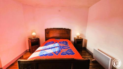 Chaumeil Apartment | Gîte de France Des alpagas 2 épis - Gîte de France 12 personnes MAE-9944