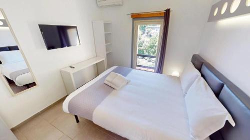 Menton Hotel | HÔTEL Relais de Monti