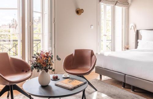 Hotel de Ville - Quinconces Hotel | Villas Foch Boutique Hotel & Spa Bordeaux