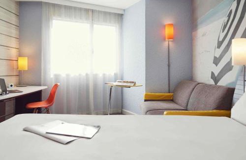 La Seyne-sur-Mer Hotel | Ibis styles Toulon la Seyne sur Mer