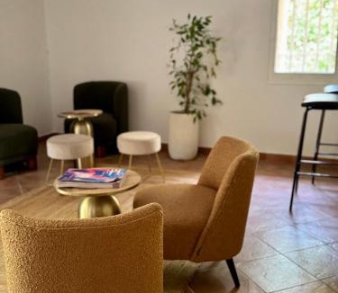 Avignon Hotel | Logis Hotel la Ferme