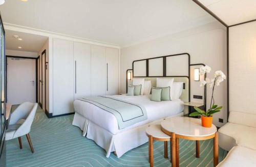 Cannes City Centre Hotel | Mondrian Cannes