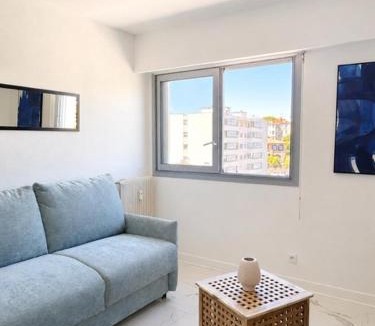 Carnot Apartment | Chris charming studio in Cannes
