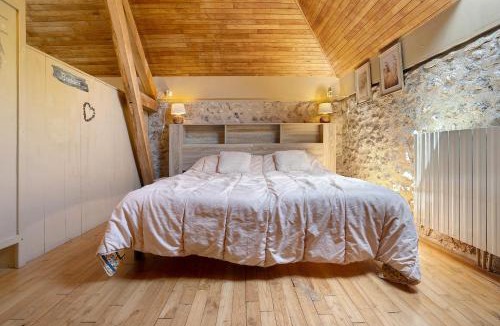 Limeyrat House | Maison De Charme Avec Sa Piscine