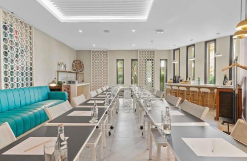 Villeneuve Loubet Beach Hotel | Mercure Villeneuve Loubet Plage