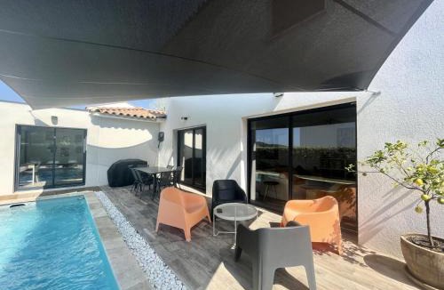 Le Castellet Apartment | Résidence Villa Le Castellet 117 - maeva Home - Villa climatisée avec piscine 4 pièces 6 personnes - Prestige MAE-5713