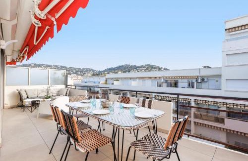 Cannes City Centre Apartment | XXL 2 beds with XXL terrace next to Martinez Hotel