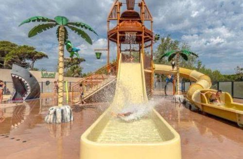 Saint-Aygulf Resort | Mobil-Home Camping Saint Aygulf Plage 4Etoiles Beach&Pool