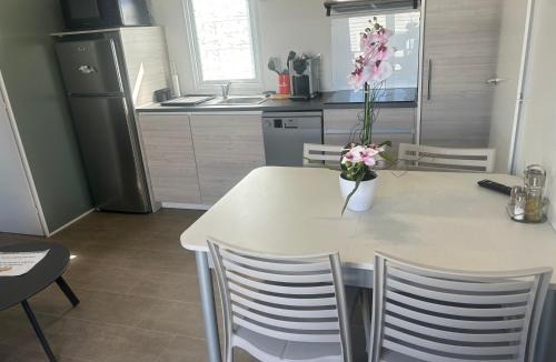 Saint-Aygulf Resort | Mobil-Home Camping Saint Aygulf Plage 4Etoiles Beach&Pool