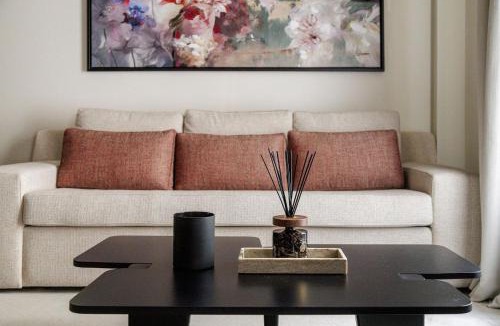 Saint-Thomas-d'Aquin Apartment | Oniri - Serviced Apartment in Saint Germain des Prés - Rue de Verneuil