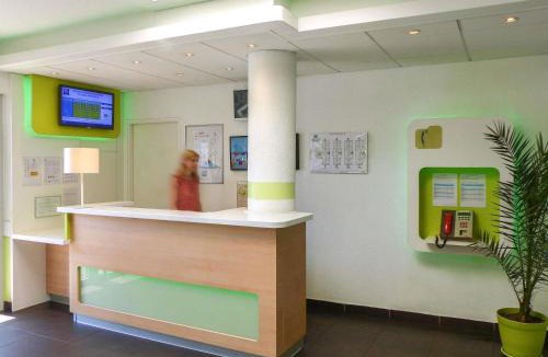 Les Trois Lucs Hotel | Ibis Budget Marseille Valentine