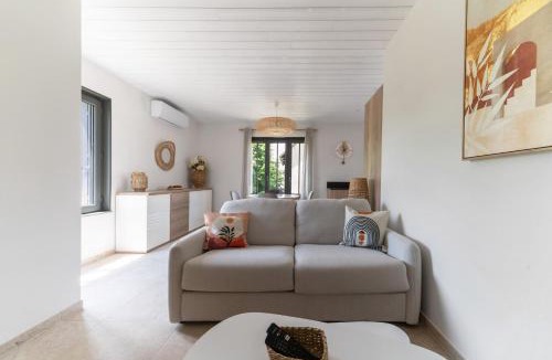 Billy Villa | Maison Billy - Maison design et climatisée avec jardin