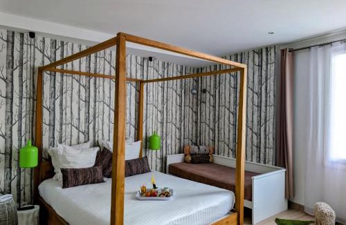 Juan-les-Pins Hotel | Hôtel Mademoiselle