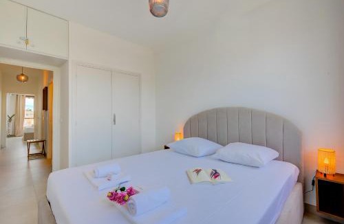 Juan-les-Pins Apartment | Sea Breeze Duo Apartments