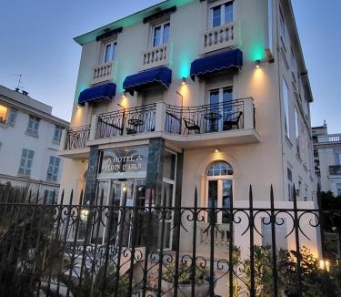 Les Baumettes Hotel | Hotel Flots d'Azur Promenade des Anglais