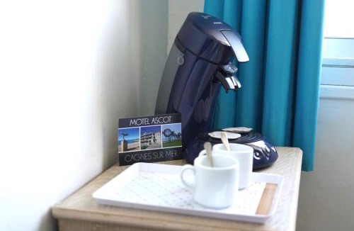 Cros-de-Cagnes Hotel | MOTEL ASCOT - Hotel & Appartements