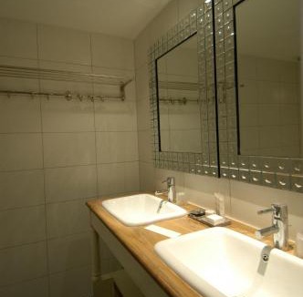 Vetraz-Monthoux Hotel | Auberge De Maison Rouge