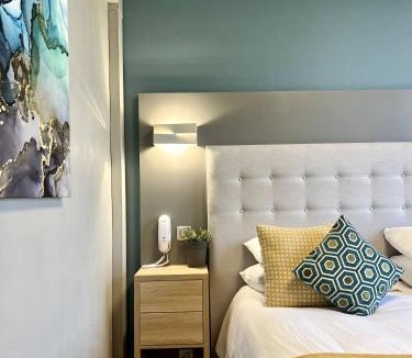 Mandelieu-la-Napoule Beach Hotel | Hotel La Calanque