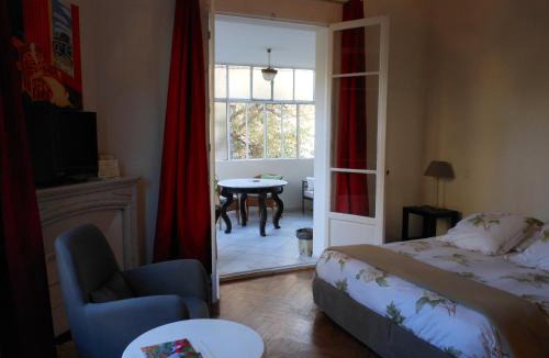 Les Baumettes Hotel | Hotel Villa Les Cygnes