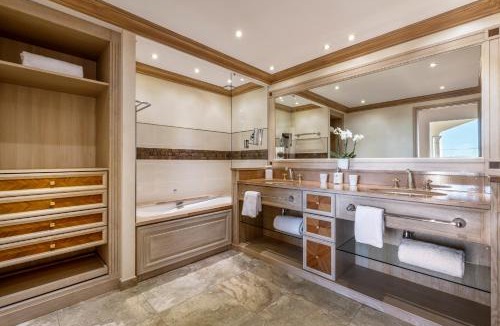 Cote d'Azur- French Riviera Hotel | Airelles Château de la Messardière