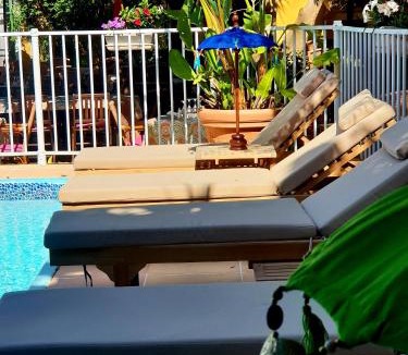 Sanary-sur-Mer Hotel | Le Mas de la Frigoulette