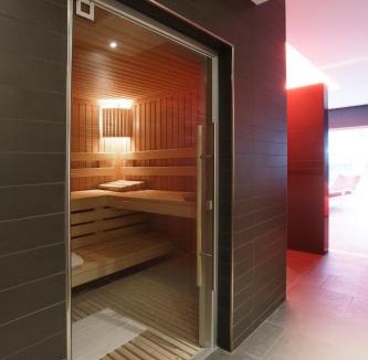 Antibes City Centre Hotel | Royal Antibes - Luxury Hotel, Résidence, Beach & Spa