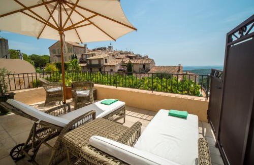 Tourrettes-sur-Loup Hotel | Auberge De Tourrettes
