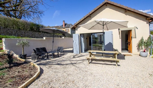 Studio Coly-Saint-Amand, studio flat, 2 persons