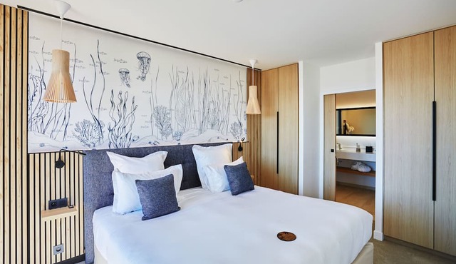 Eden Hotel