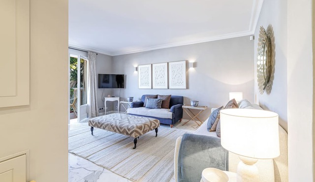 Charming apartment in the heart of Saint Jean.