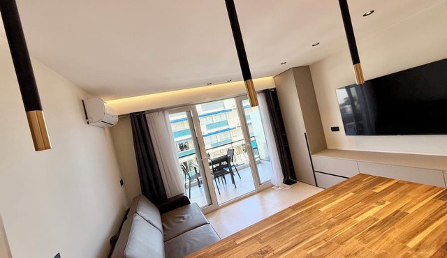 Juan les Pins - Apartment for 2 people - Wifi & Parking
