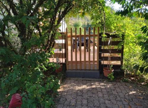 Maison conviviale Chaumard 40 m², jardin