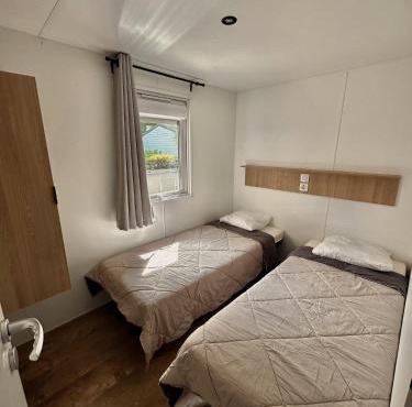 Mobil home camping 4 étoiles les Viviers 2 chambres