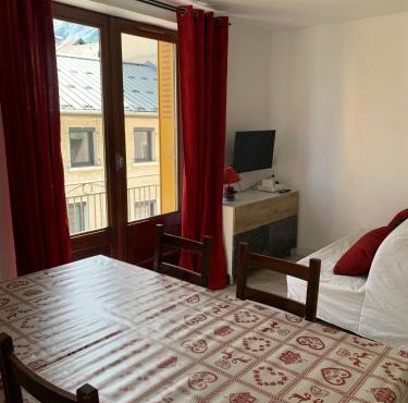 Appart T3 Saint Julien Montdenis