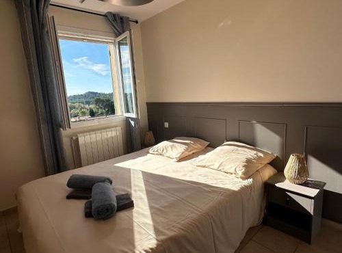 La Garrigue des Alpilles - Villa de charme avec piscine privée au Paradou