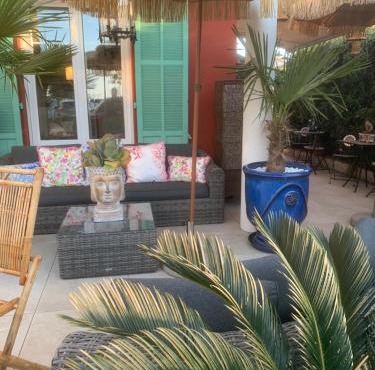 Hôtel La Villa des Oliviers, Seaside Hotel